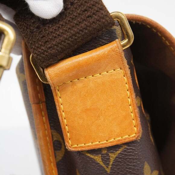 LOUIS VUITTON Brown Monogram Shoulder Bag - Picture 13 of 16